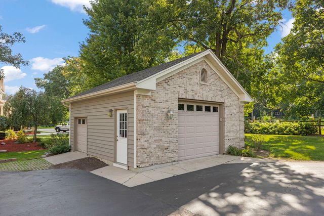 1N955 Saddlewood Drive, Maple Park, IL 60151