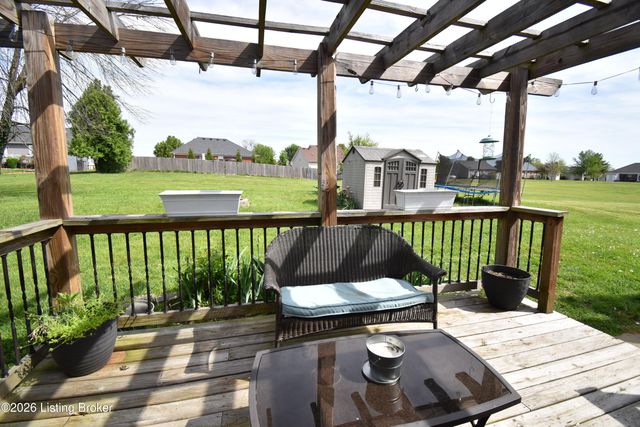 117 Azalea Ave, Bardstown, KY 40004
