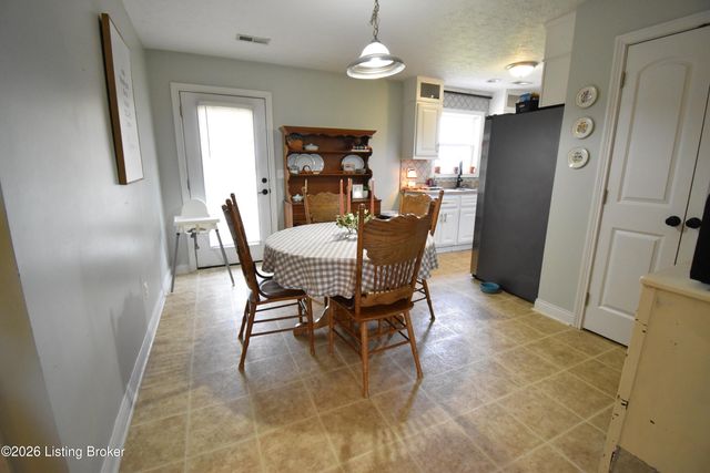117 Azalea Ave, Bardstown, KY 40004
