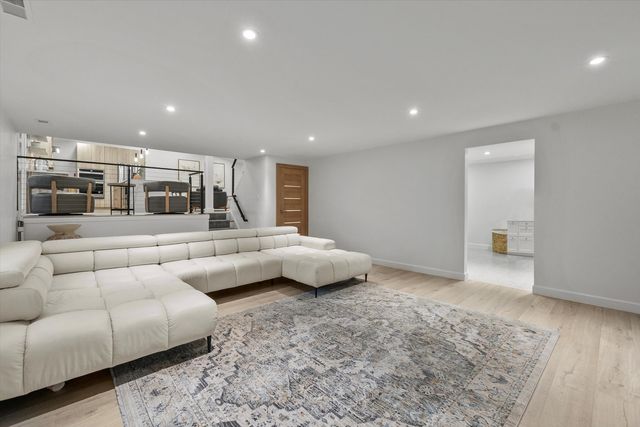 8433 Wheeler Drive, Orland Park, IL 60462