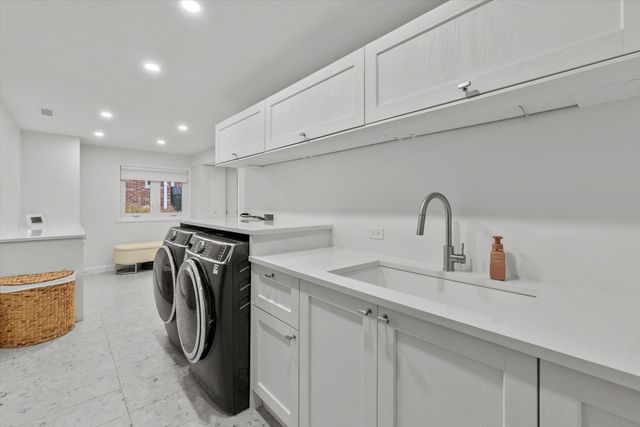 8433 Wheeler Drive, Orland Park, IL 60462