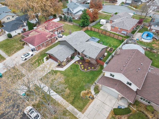 8433 Wheeler Drive, Orland Park, IL 60462