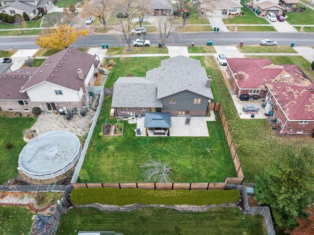 8433 Wheeler Drive, Orland Park, IL 60462