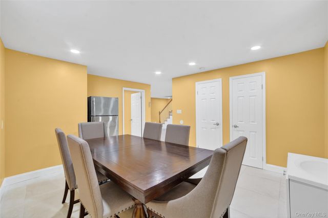 276 5th Avenue, New Rochelle, NY 10801