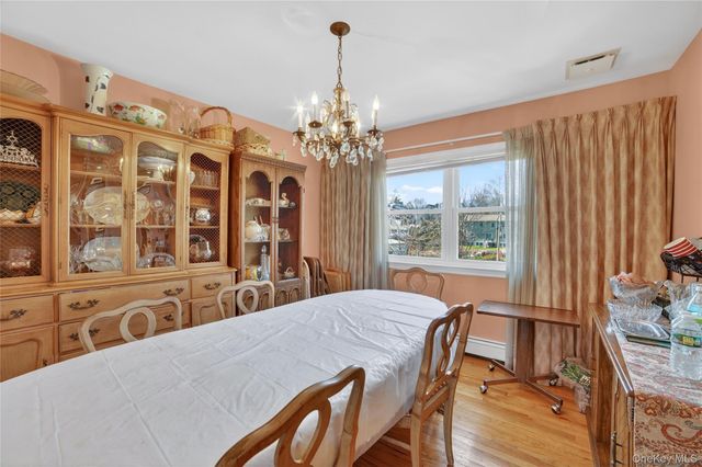 276 5th Avenue, New Rochelle, NY 10801