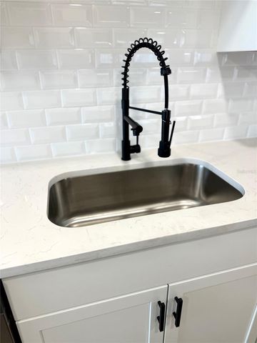 9105 LEDGESTONE LANE, Port Richey, FL 34668