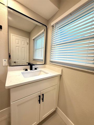 9105 LEDGESTONE LANE, Port Richey, FL 34668