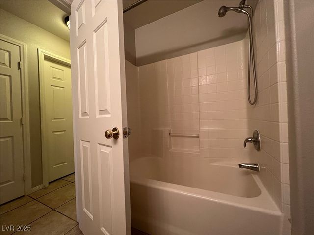 9421 Citrus Vine Court, Las Vegas, NV 89129