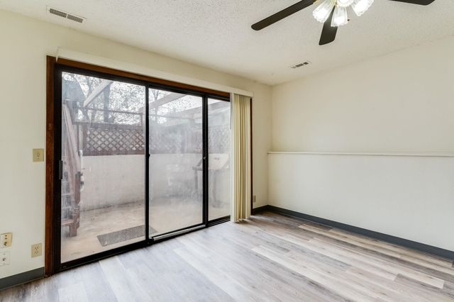 7925 W University Ave, Wichita, KS 67209