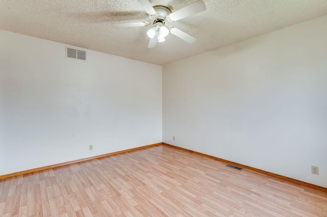 7925 W University Ave, Wichita, KS 67209