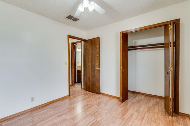 7925 W University Ave, Wichita, KS 67209