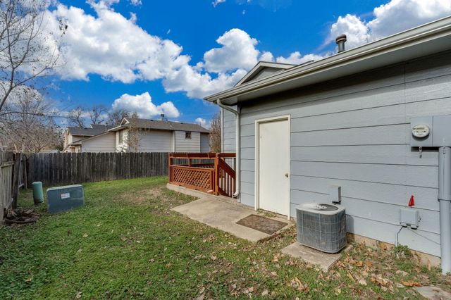 7925 W University Ave, Wichita, KS 67209