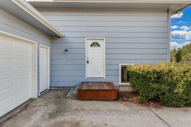 7925 W University Ave, Wichita, KS 67209