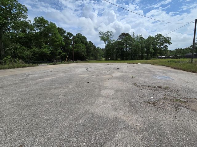 301 Birch Street, Cleveland, TX 77327