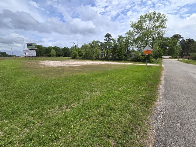 301 Birch Street, Cleveland, TX 77327