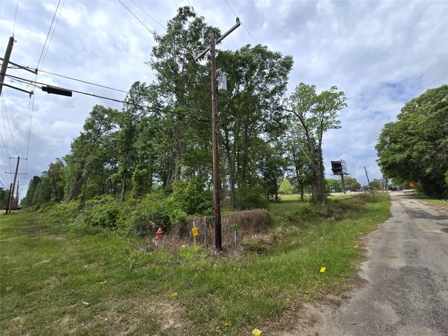 301 Birch Street, Cleveland, TX 77327