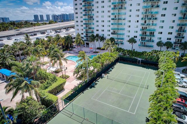 19380 Collins Ave PH-6, Sunny Isles Beach, FL 33160