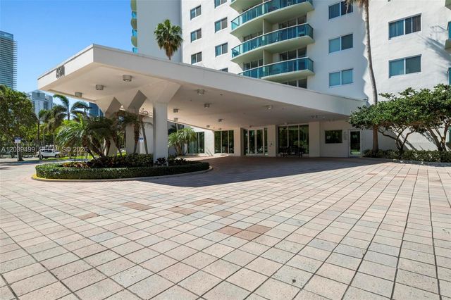 19380 Collins Ave PH-6, Sunny Isles Beach, FL 33160