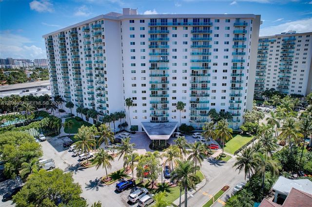 19380 Collins Ave PH-6, Sunny Isles Beach, FL 33160