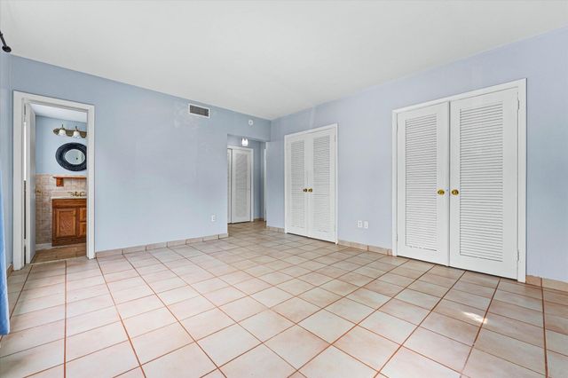 1145 101 St 1, Bay Harbor Islands, FL 33154