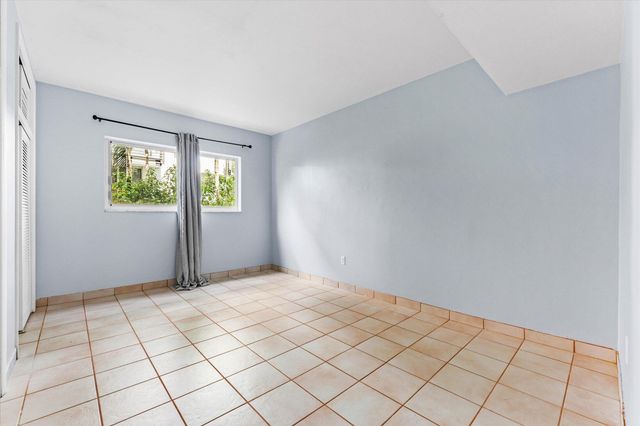 1145 101 St 1, Bay Harbor Islands, FL 33154