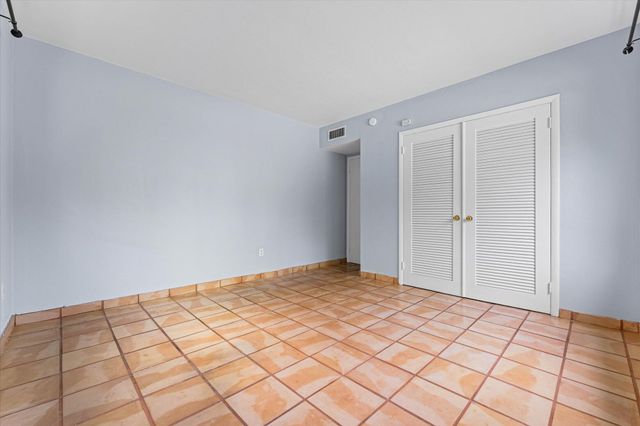 1145 101 St 1, Bay Harbor Islands, FL 33154