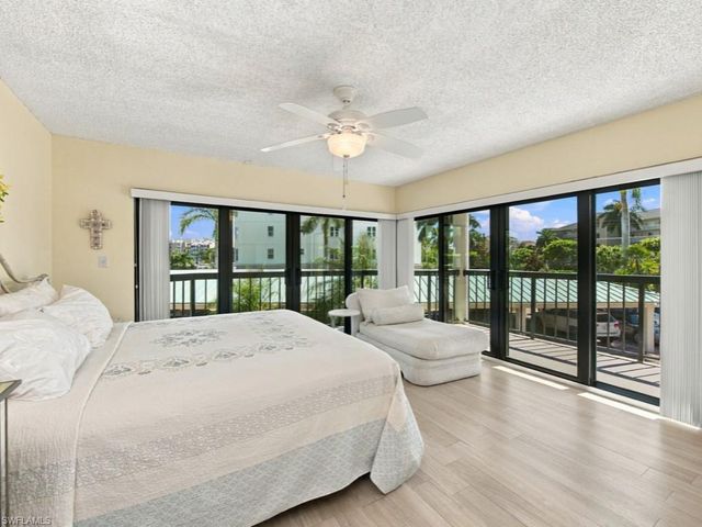 845 Collier CT 203, Marco Island, FL 34145