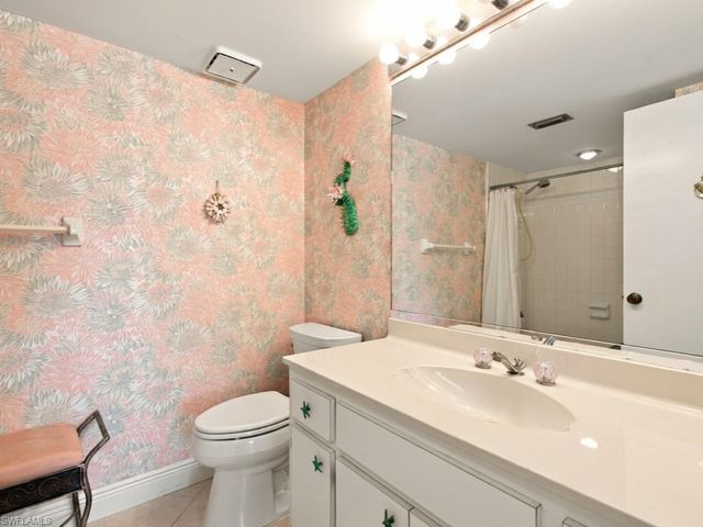 845 Collier CT 203, Marco Island, FL 34145