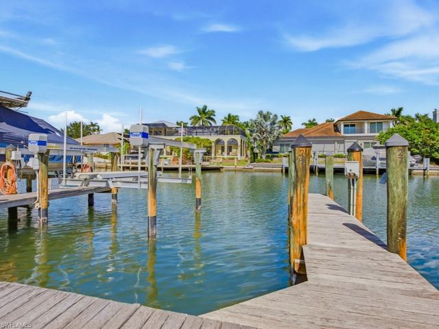 845 Collier CT 203, Marco Island, FL 34145