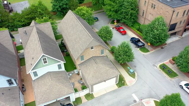 20 Daniels Dr, Franklin, TN 37064