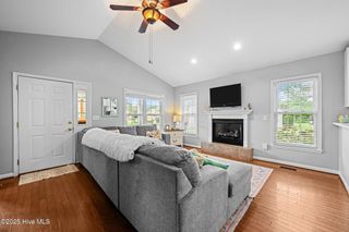 140 Hidden Pond Drive, New Bern, NC 28562
