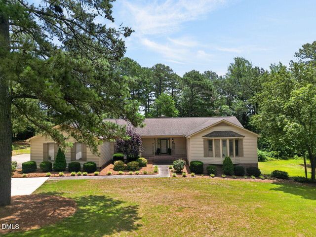 5721 Quail Ridge Drive, Sanford, NC 27332