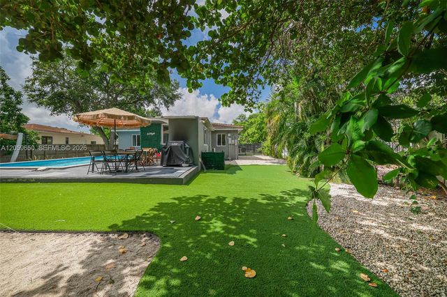 65 NW 116th Street, Miami, FL 33168
