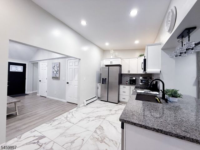 160 River Rd, Montague Twp., NJ 07827