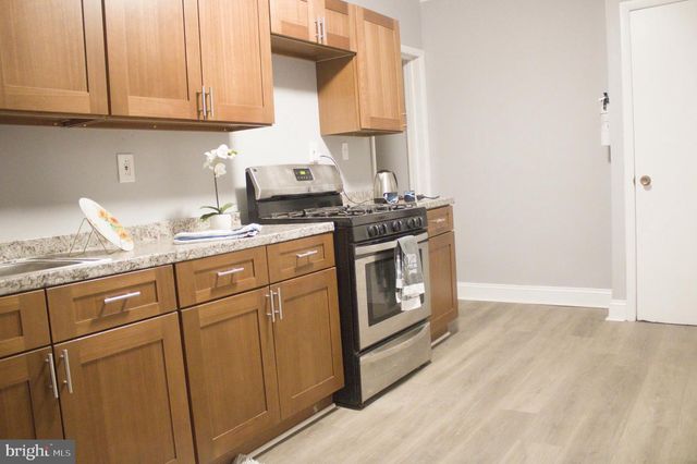 936 CARTERET AVE, Trenton, NJ 08618