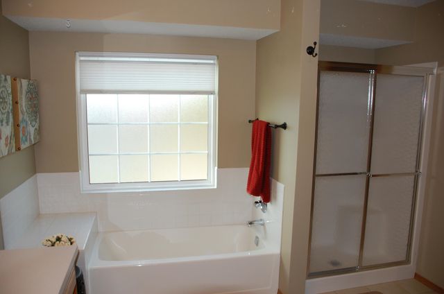 645 N Cedar Downs Cir, Wichita, KS 67235