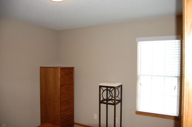 645 N Cedar Downs Cir, Wichita, KS 67235