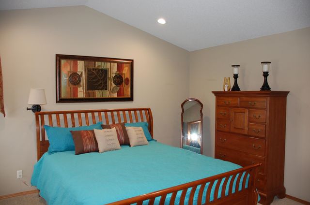 645 N Cedar Downs Cir, Wichita, KS 67235