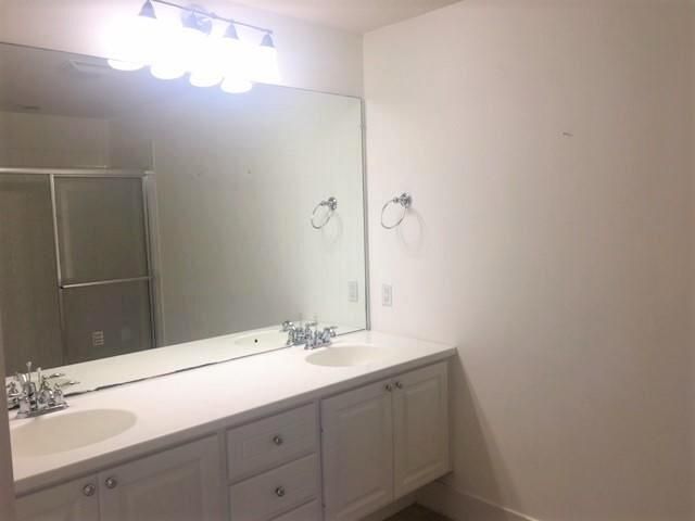 1182 Pinewood Lake Court 1182, Greenacres, FL 33415