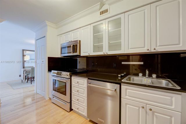 6770 Indian Creek Dr 12A, Miami Beach, FL 33141