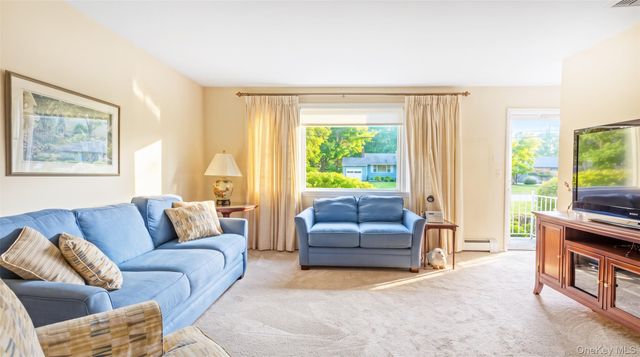 80 Evergreen Lane, East Patchogue, NY 11772