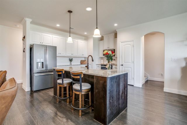 340 Sanger Drive, Springtown, TX 76082