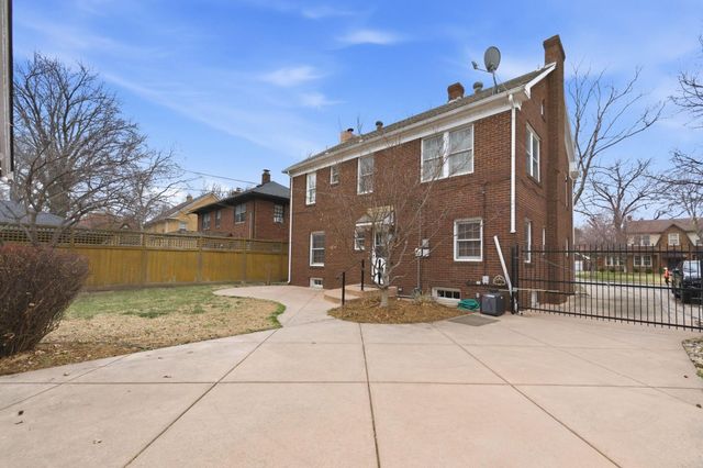 260 S Dellrose Ave, Wichita, KS 67218