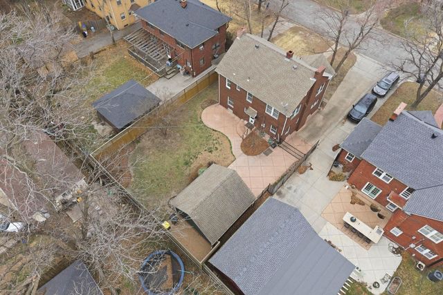 260 S Dellrose Ave, Wichita, KS 67218