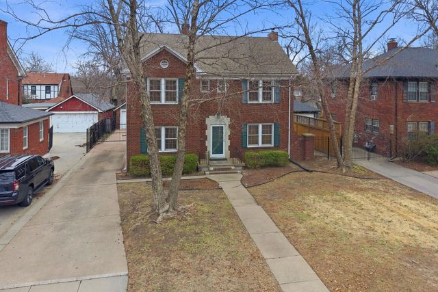 260 S Dellrose Ave, Wichita, KS 67218