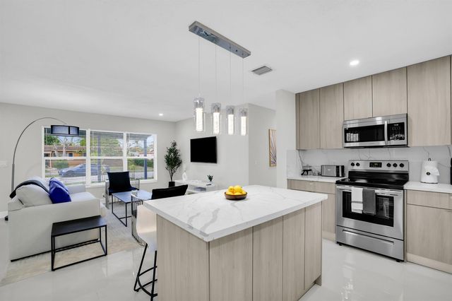 3160 SW 20th Court, Fort Lauderdale, FL 33312