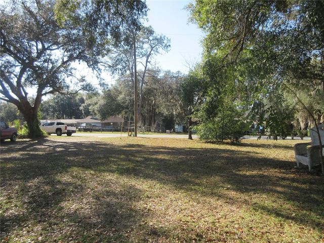 5888 SE 164TH AVENUE, Ocklawaha, FL 32179