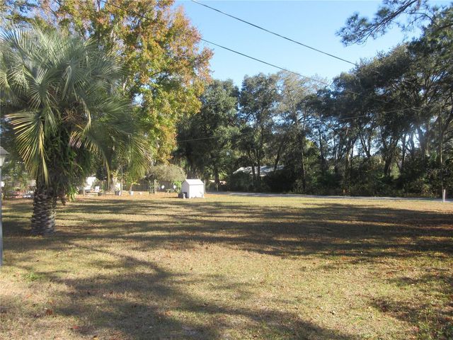 5888 SE 164TH AVENUE, Ocklawaha, FL 32179