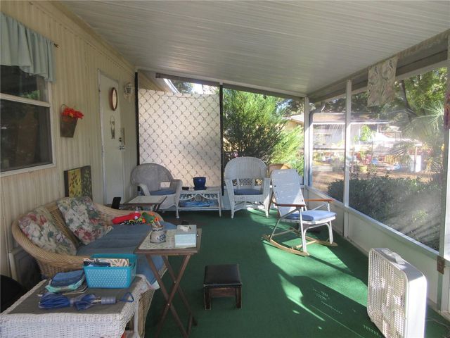 5888 SE 164TH AVENUE, Ocklawaha, FL 32179