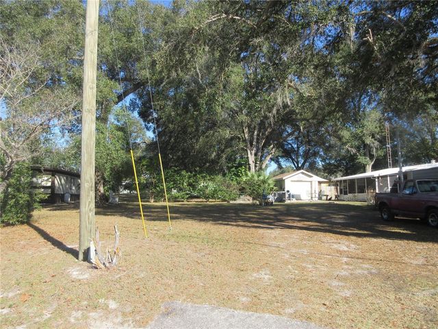 5888 SE 164TH AVENUE, Ocklawaha, FL 32179